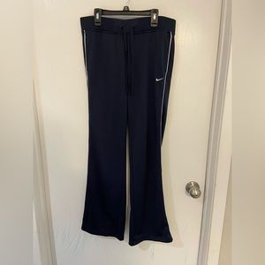 Nike Womens Jogger Sweatpants M Straight Leg Relaxed Fit Elastic Waist Navy
